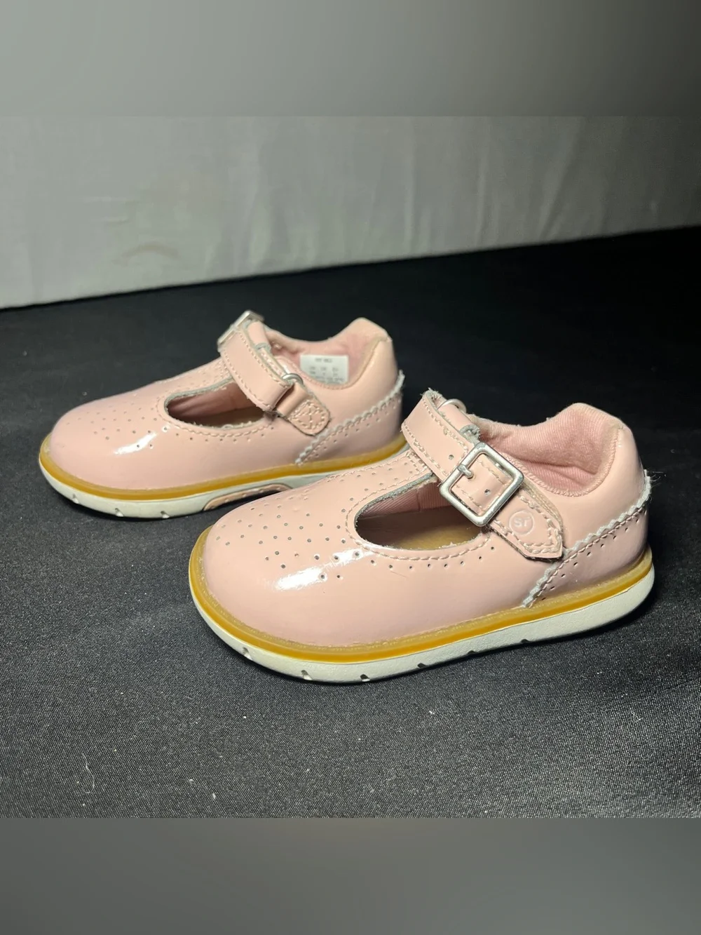 Stride Rite Pink Patent Mary Jane Shoes with Buckle Size 5